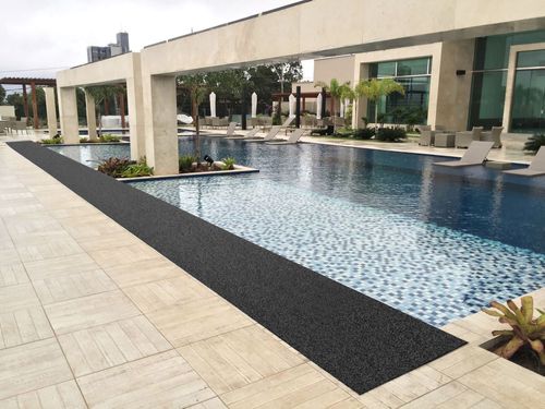 Piso Emborrachado Rubberkap Rolo 1m x 10m Azul com Preto Kapazi